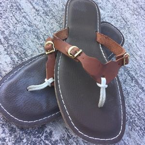 Kino Sandals